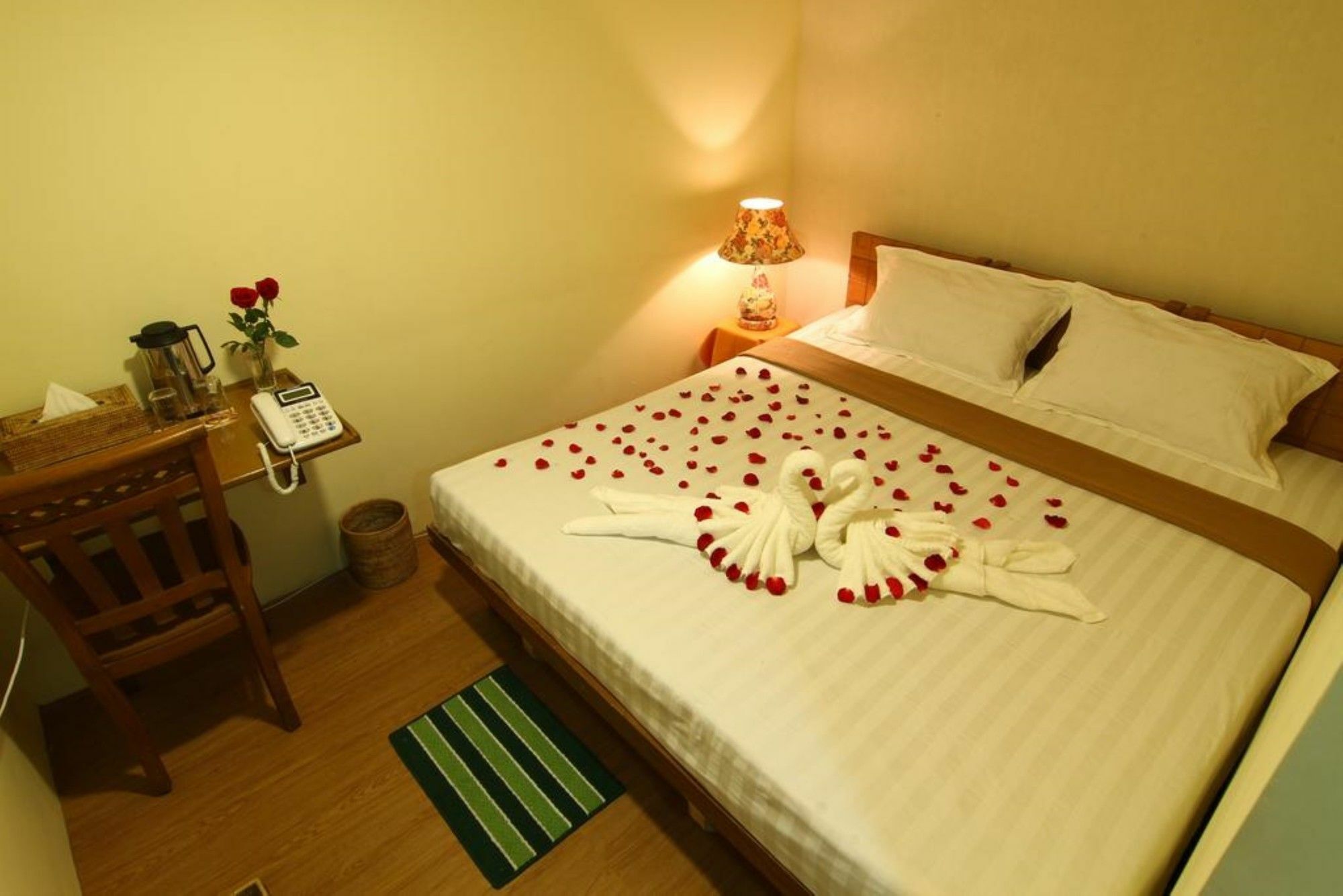 Shwe Htee Guest House Yangon Dış mekan fotoğraf